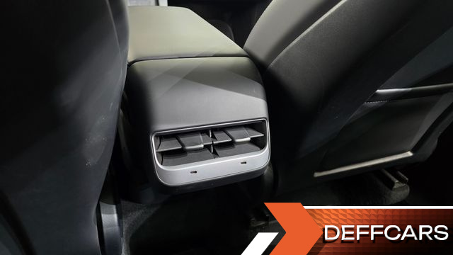 Tesla MODEL Y RWD купить на сайте DeffCars