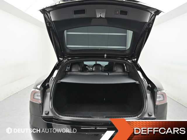 Tesla MODEL S 90D купить на сайте DeffCars
