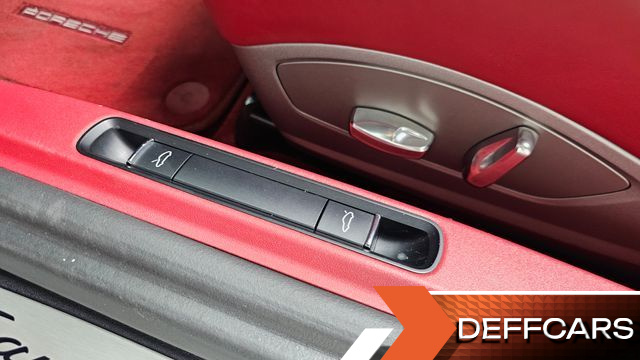 Porsche 911 Carrera 4 GTS Cabriolet 991 купить на сайте DeffCars