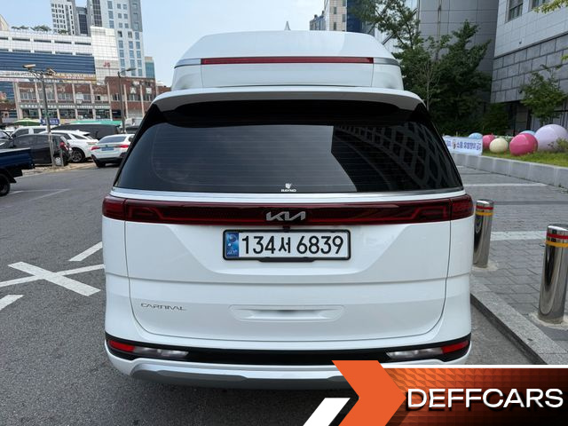 Kia CARNIVAL 9-Seater Hi-Limousine Signature купить на сайте DeffCars