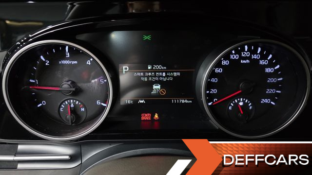 Kia CARNIVAL 9-Seater Noblesse купить на сайте DeffCars