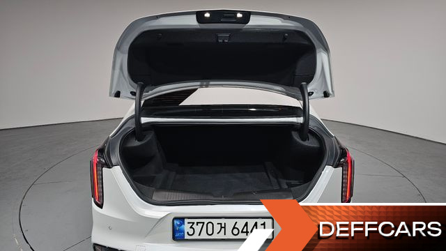Cadillac CT4 2.0 Sport купить на сайте DeffCars