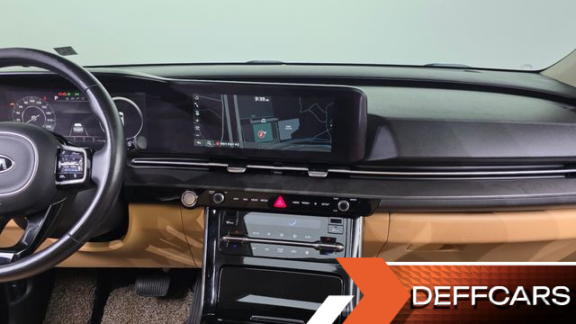 Kia CARNIVAL 9-Seater Noblesse купить на сайте DeffCars