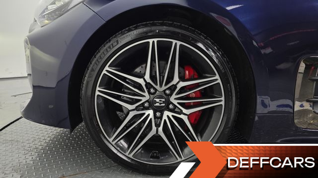 Kia STINGER 2.0 Turbo AWD Platinum купить на сайте DeffCars