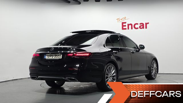 Mercedes E-CLASS E350 4MATIC AMG Line купить на сайте DeffCars