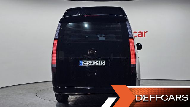 Hyundai STARIA 4WD Lounge 9-Seater Limousine купить на сайте DeffCars