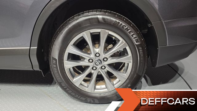Toyota RAV4 2.5 2WD 4th купить на сайте DeffCars