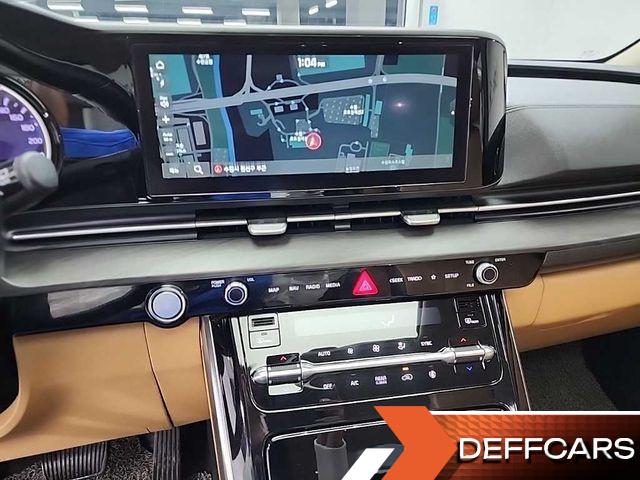 Kia CARNIVAL 9-Seater Noblesse купить на сайте DeffCars
