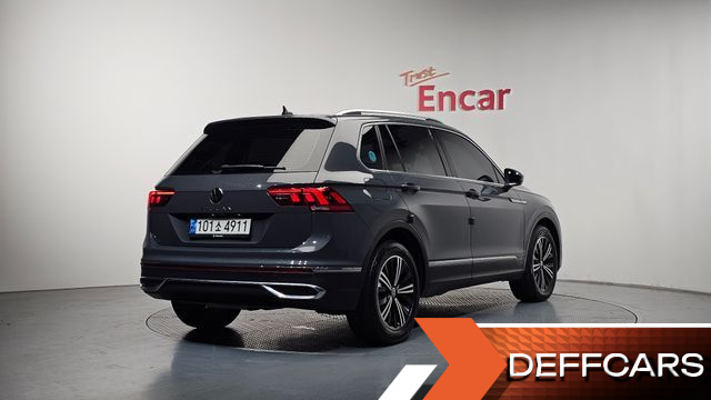 Volkswagen TIGUAN 2.0 TDI Premium купить на сайте DeffCars