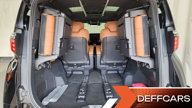 Toyota ALPHARD 2.5 HEV Executive AWD купить на сайте DeffCars