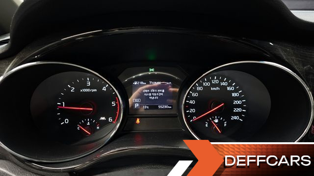 Kia CARNIVAL 9-Seater Prstige купить на сайте DeffCars