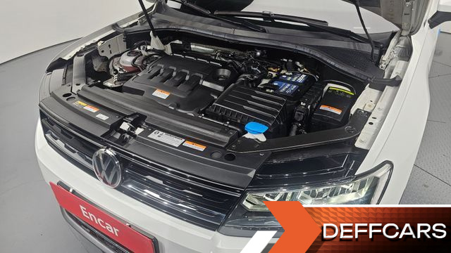 Volkswagen TIGUAN 2.0 TDI Premium купить на сайте DeffCars