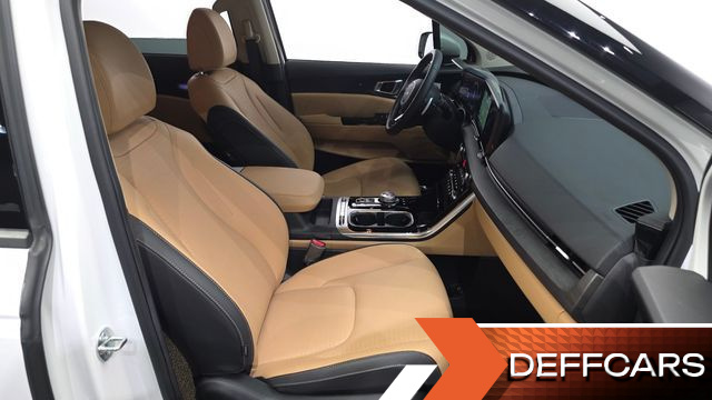 Kia CARNIVAL Diesel 7-Seater Signature купить на сайте DeffCars
