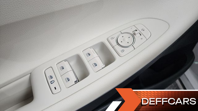 Hyundai GRANDEUR 2.5 Le Blanc купить на сайте DeffCars