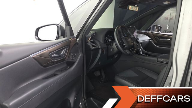 Toyota ALPHARD 2.5 HEV Executive AWD купить на сайте DeffCars
