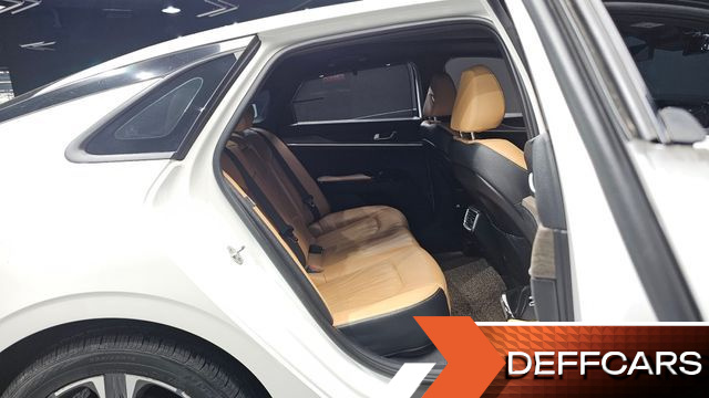 Kia K5 2.0 Signature купить на сайте DeffCars