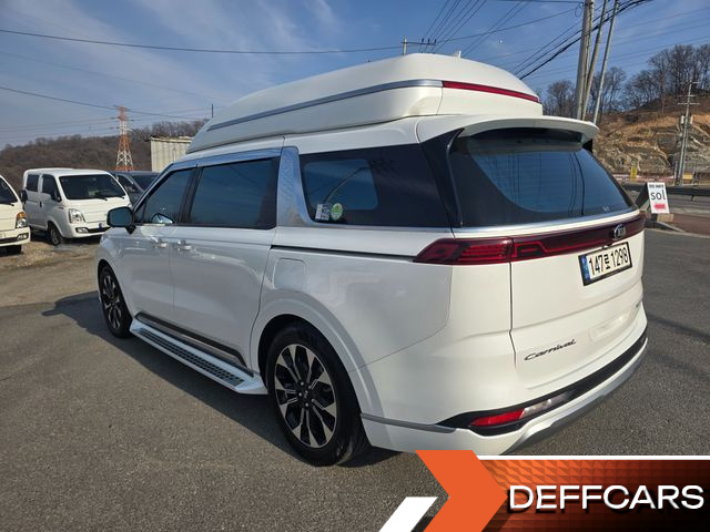Kia CARNIVAL Gasoline 9-Seater Hi-Limousine Signature купить на сайте DeffCars