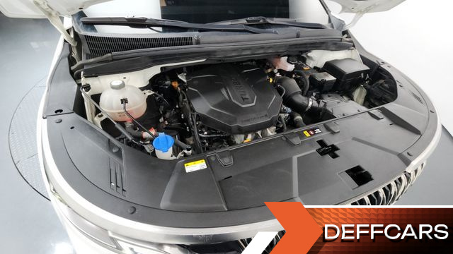 Kia CARNIVAL 9-Seater Noblesse купить на сайте DeffCars