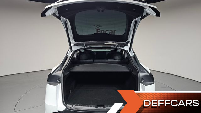 Tesla MODEL Y Long Range AWD купить на сайте DeffCars