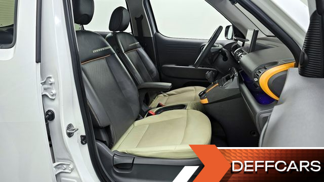 Hyundai CASPER Inspiration купить на сайте DeffCars