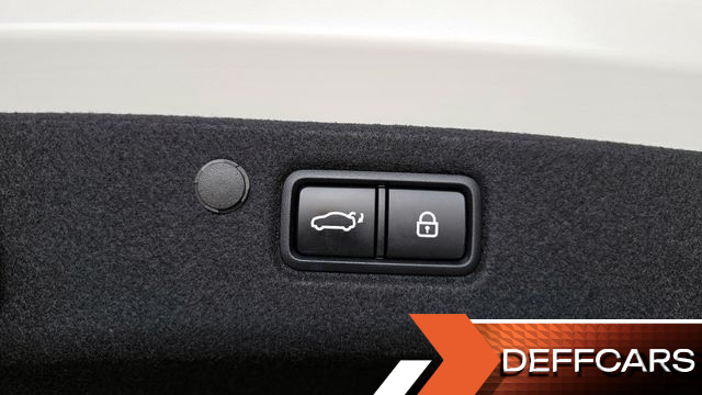 Hyundai GRANDEUR 3.3 Premium Choice купить на сайте DeffCars