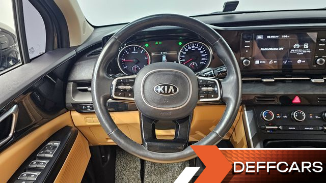 Kia CARNIVAL 9-Seater Prestige купить на сайте DeffCars