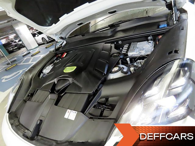 Porsche CAYENNE 3.0 E-Hybrid купить на сайте DeffCars