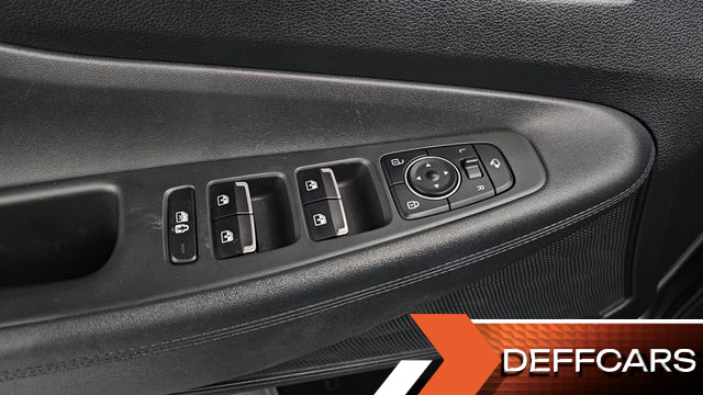 Hyundai SANTAFE Diesel 2.2 2WD Prestige купить на сайте DeffCars