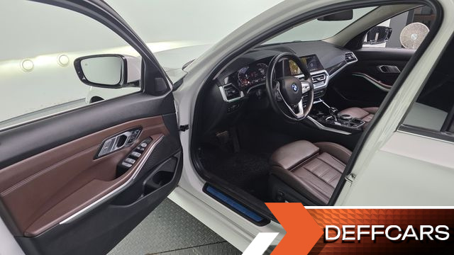 BMW 3-SERIES 320i Luxury купить на сайте DeffCars