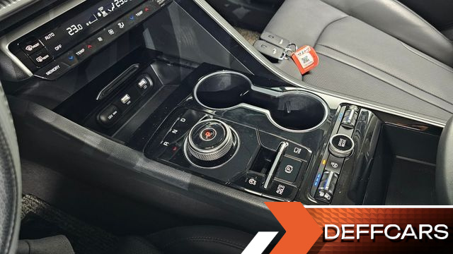 Kia K5 2.0 Prestige купить на сайте DeffCars