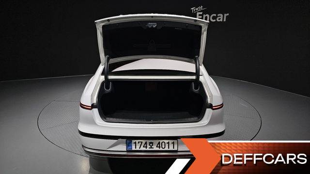 Hyundai GRANDEUR 2,5 Gasoline 2WD Premium купить на сайте DeffCars
