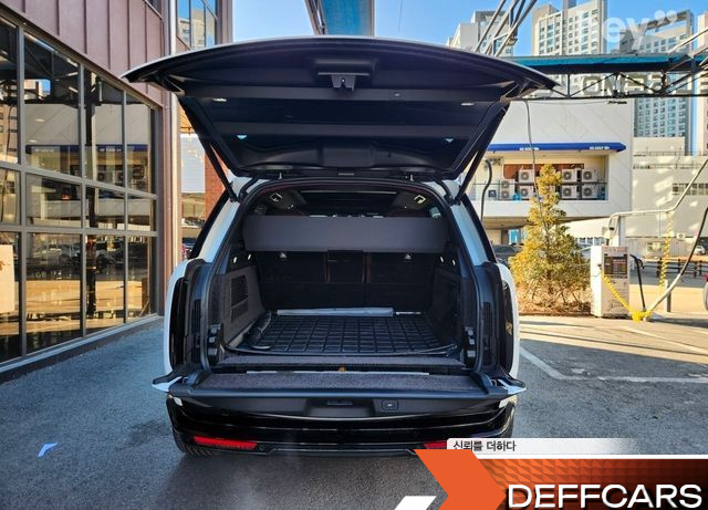 Land Rover RANGE ROVER P530 Autobiography Long Wheel Base купить на сайте DeffCars