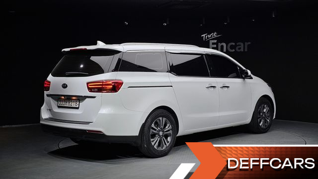 Kia CARNIVAL 11-Seater Prestige купить на сайте DeffCars