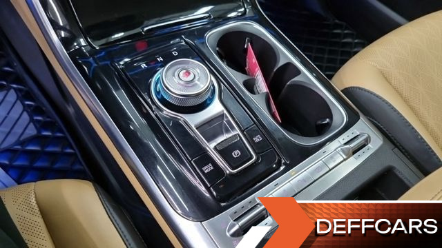 Kia CARNIVAL 9-Seater Noblesse купить на сайте DeffCars