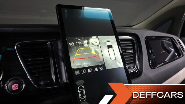 Kia CARNIVAL 7-Seater Limousine VIP купить на сайте DeffCars