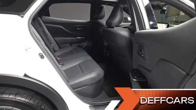 Toyota CROWN 2.5 4WD Hybrid купить на сайте DeffCars