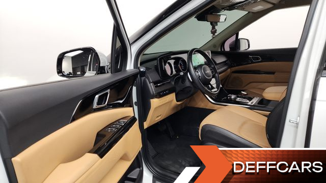 Kia CARNIVAL 9-Seater Noblesse купить на сайте DeffCars
