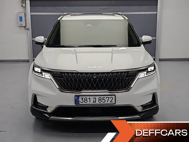 Kia CARNIVAL Gasoline 9-Seater Signature купить на сайте DeffCars