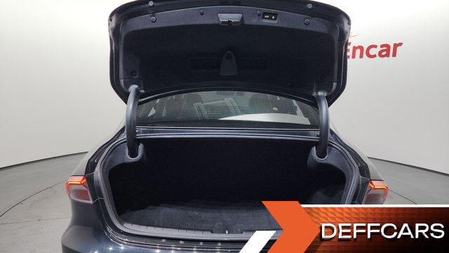 Hyundai GRANDEUR 2.5 Le Blanc купить на сайте DeffCars