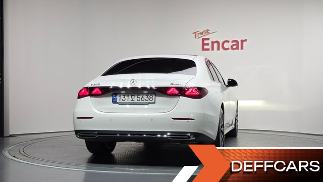 Mercedes E-CLASS E300 4MATIC Exclusive купить на сайте DeffCars