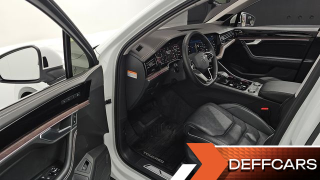 Volkswagen TOUAREG 3.0 TDI Prestige купить на сайте DeffCars