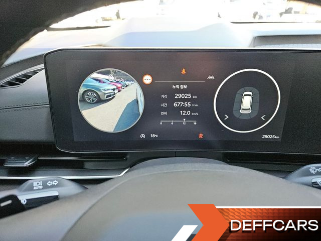 Kia CARNIVAL 9-Seater Noblesse купить на сайте DeffCars