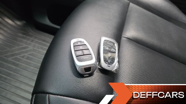 Hyundai STARIA L3.5 Tourer 11-Seater Modern купить на сайте DeffCars