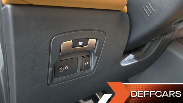 Land Rover RANGE ROVER VELAR 3.0 D300 R-Dynamic HSE купить на сайте DeffCars