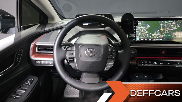 Toyota PRIUS 2.0 PHEV XSE купить на сайте DeffCars
