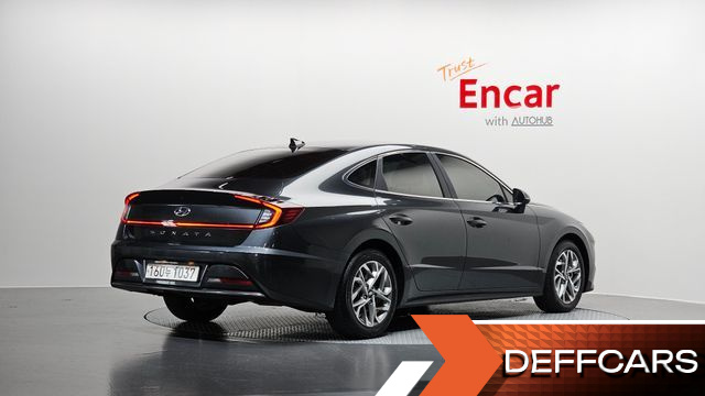 Hyundai SONATA 2.0 Premium Family купить на сайте DeffCars