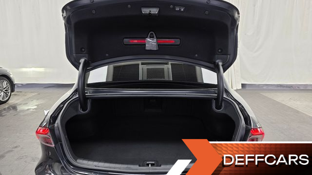 Hyundai GRANDEUR 3.0 LPi Exclusive купить на сайте DeffCars