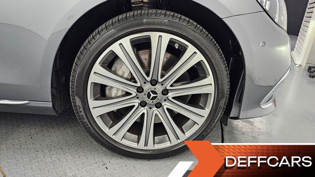 Mercedes E-CLASS E450 4MATIC Exclusive купить на сайте DeffCars