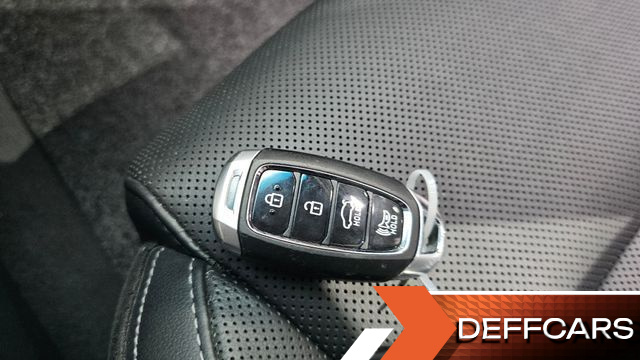 Hyundai GRANDEUR 3.0 LPi Modern (Rental Car) купить на сайте DeffCars