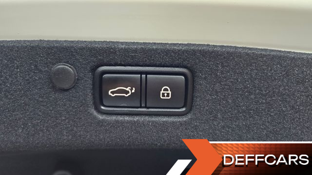 Hyundai GRANDEUR 2.5 Le Blanc купить на сайте DeffCars